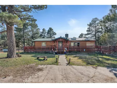 24345 Emerald Trl, Deer Trail, CO 80105