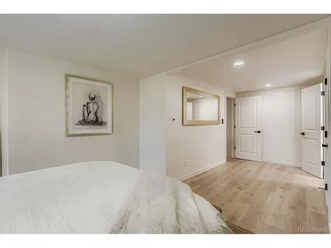 2602 Jasmine St, Denver, CO 80207 photo 15