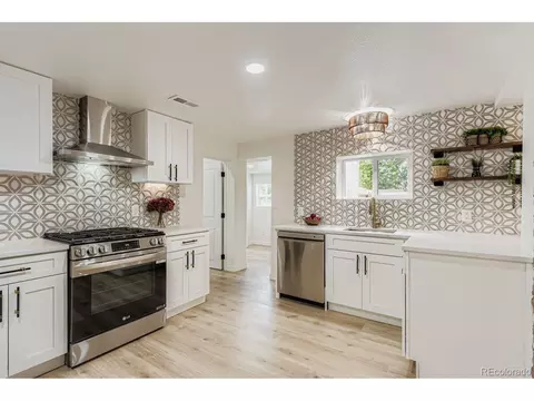 2602 Jasmine St, Denver, CO 80207 photo 10