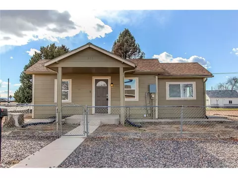 511 Ash Ave, Dacono, CO 80514 photo 1