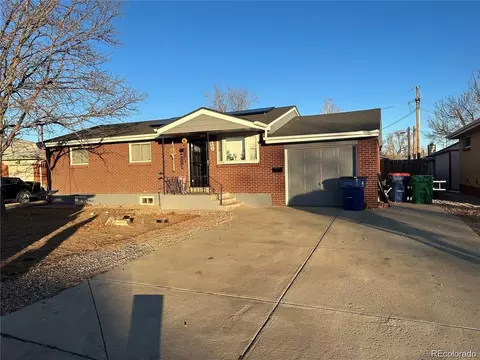 882 S 6th Ave, Brighton, CO 80601