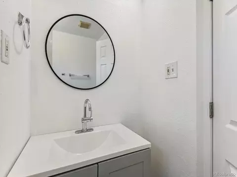 2000 S Hooker Cir, Denver, CO 80219 photo 12