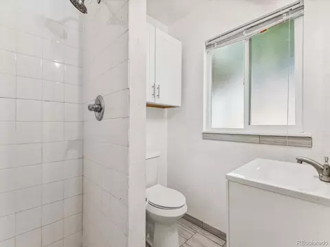 2000 S Hooker Cir, Denver, CO 80219 photo 7