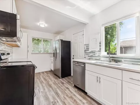 2000 S Hooker Cir, Denver, CO 80219 photo 4