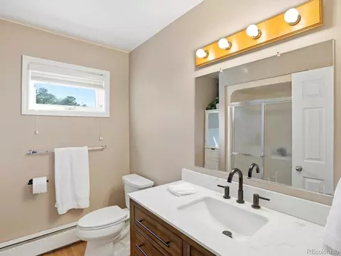 Bath - 8550 S Mariposa Dr, Morrison, CO 80465 photo 1 of 4