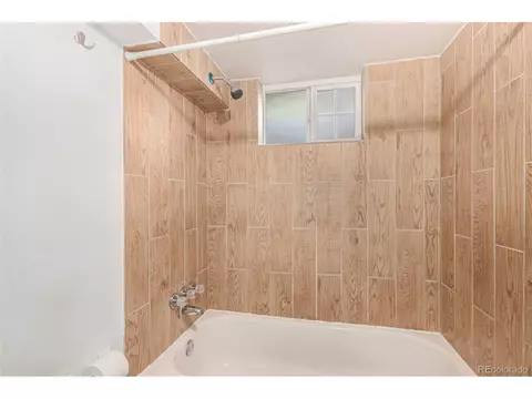 Bath - Undisclosed, Westminster, CO 80030 photo 3 of 3