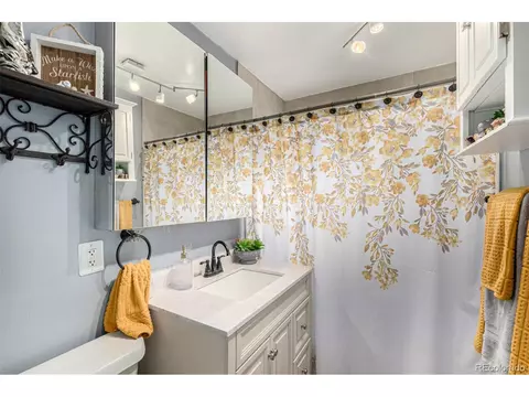Bath - Undisclosed, Westminster, CO 80030 photo 1 of 3