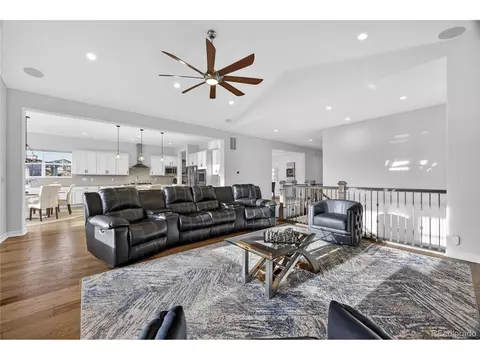 27560 E Lakeview Dr, Aurora, CO 80016 photo 23