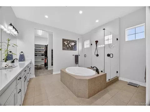 27560 E Lakeview Dr, Aurora, CO 80016 photo 31