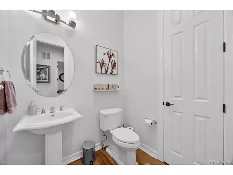 27560 E Lakeview Dr, Aurora, CO 80016 photo 11