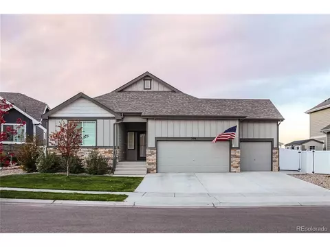 574 Ellingwood Pointe Dr, Windsor, CO 80550 photo 4