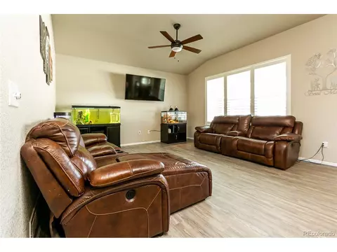574 Ellingwood Pointe Dr, Windsor, CO 80550 photo 10