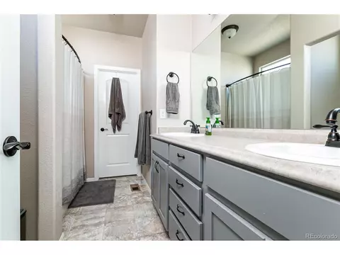 574 Ellingwood Pointe Dr, Windsor, CO 80550 photo 16