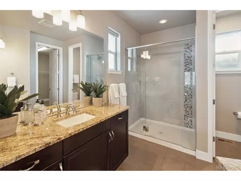 8521 E 33rd Ave, Denver, CO 80238 photo 28