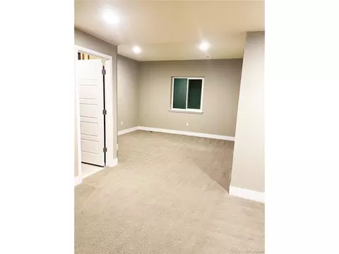 8521 E 33rd Ave, Denver, CO 80238 photo 34