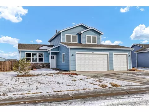 208 S 2nd Ave, Deer Trail, CO 80105
