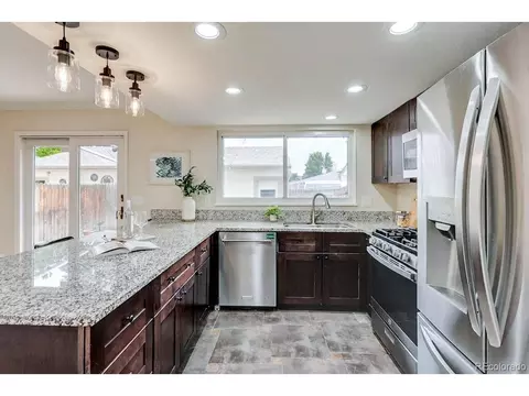Kitchen - 10265 Evans Ave #109, Denver, CO 80247 photo 4 of 5