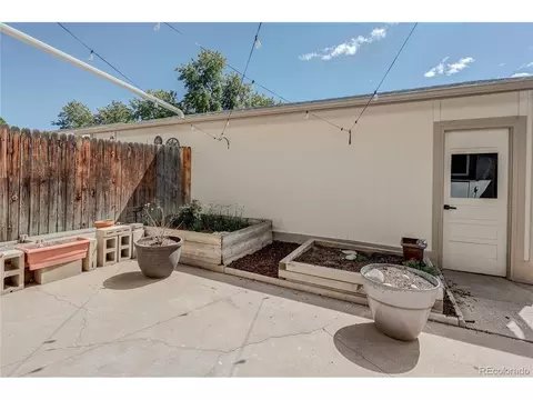 Exterior - 10265 Evans Ave #109, Denver, CO 80247 photo 3 of 9