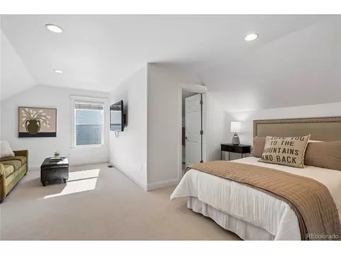 Bedroom - 9052 E 35th Ave, Denver, CO 80238 photo 6 of 6