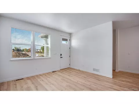 22544 E 6th Pl, Aurora, CO 80018 photo 3