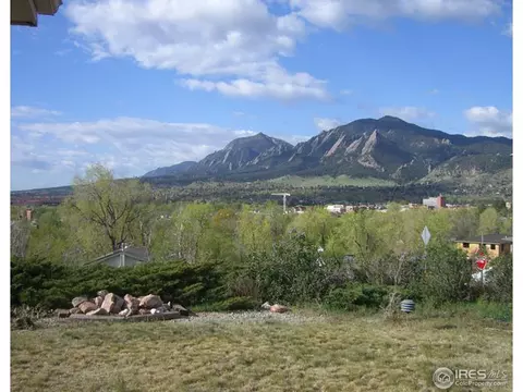 2010 Alpine Dr, Boulder, CO 80304 photo 3