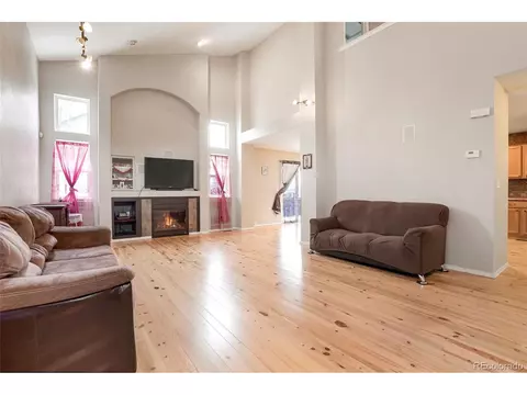 6273 Sparrow Cir, Firestone, CO 80504