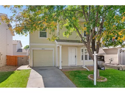 10698 Butte Dr, Longmont, CO 80504