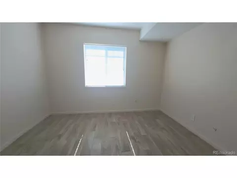 4804 Scranton Ct, Denver, CO 80239 photo 30