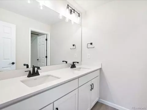 7345 S Waterloo Way, Aurora, CO 80016 photo 12