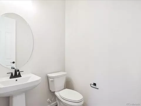 7345 S Waterloo Way, Aurora, CO 80016 photo 7