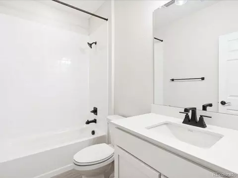 7345 S Waterloo Way, Aurora, CO 80016 photo 19