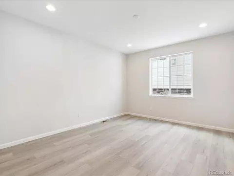 7345 S Waterloo Way, Aurora, CO 80016 photo 8