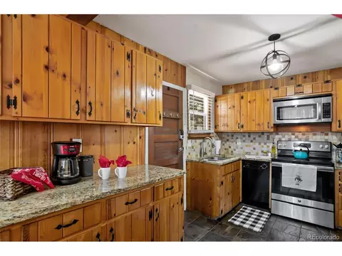 Kitchen - 9850 Mohawk Trl, Cascade, CO 80809 photo 5 of 8