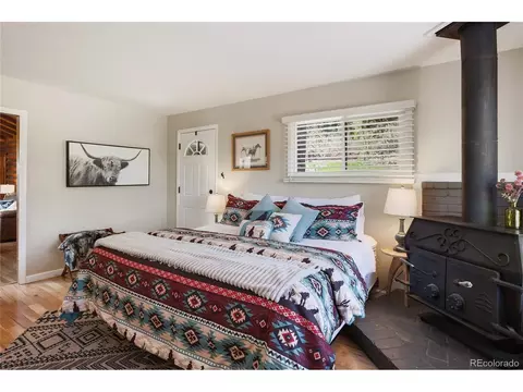 Bedroom - 9850 Mohawk Trl, Cascade, CO 80809 photo 6 of 10