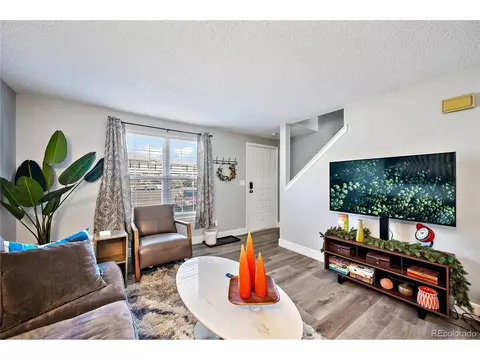 16495 E 17th Pl #B, Aurora, CO 80011 photo 4