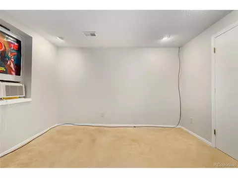 Undisclosed, Aurora, CO 80013 photo 18