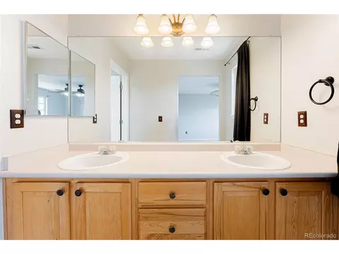 19411 E 58th Cir, Aurora, CO 80019 photo 21