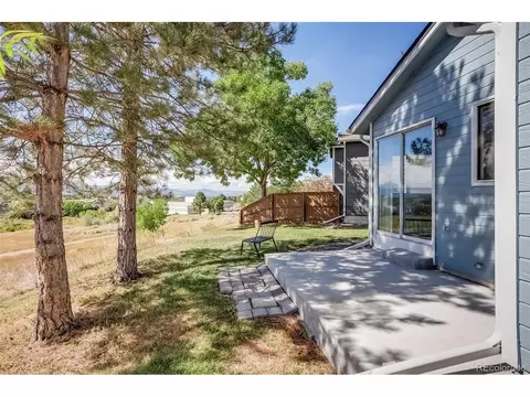 514 Longfellow Ln, Highlands Ranch, CO 80126