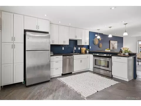 9850 W Stanford Ave #B, Littleton, CO 80123