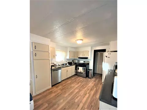 145 Taylor Ave, Rangely, CO 81648 photo 5