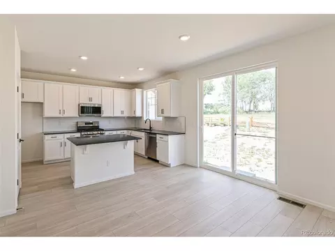 6025 E 154th Pl, Thornton, CO 80602 photo 9
