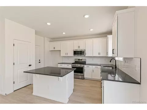 6025 E 154th Pl, Thornton, CO 80602 photo 10