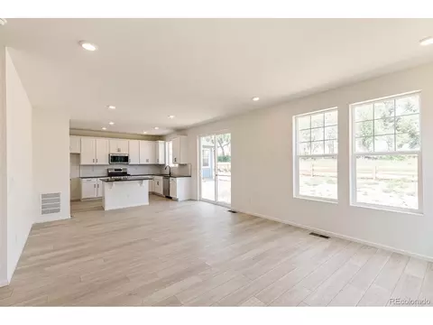6025 E 154th Pl, Thornton, CO 80602 photo 5