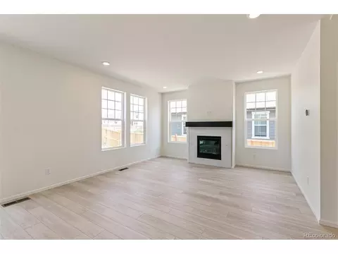 6025 E 154th Pl, Thornton, CO 80602 photo 8