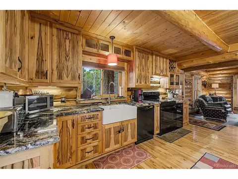 Kitchen - 514 Pinto Trl, Como, CO 80432 photo 6 of 7