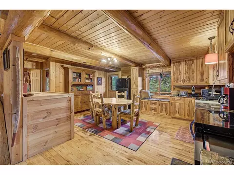 Kitchen - 514 Pinto Trl, Como, CO 80432 photo 4 of 7
