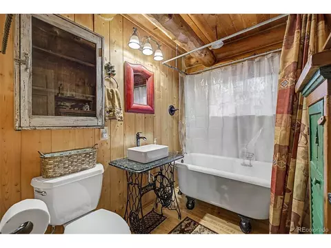 Bath - 514 Pinto Trl, Como, CO 80432 photo 1 of 1