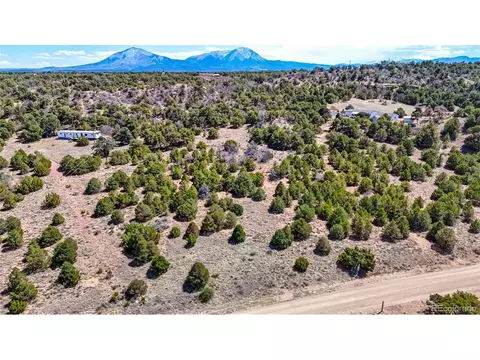 79 Navajo Ranch Resorts, Walsenburg, CO 81089