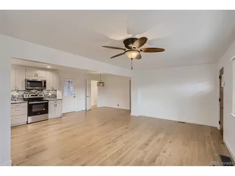 2249 Macon St, Aurora, CO 80010 photo 8