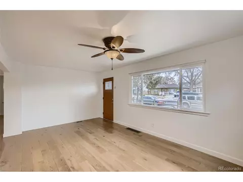 2249 Macon St, Aurora, CO 80010 photo 9